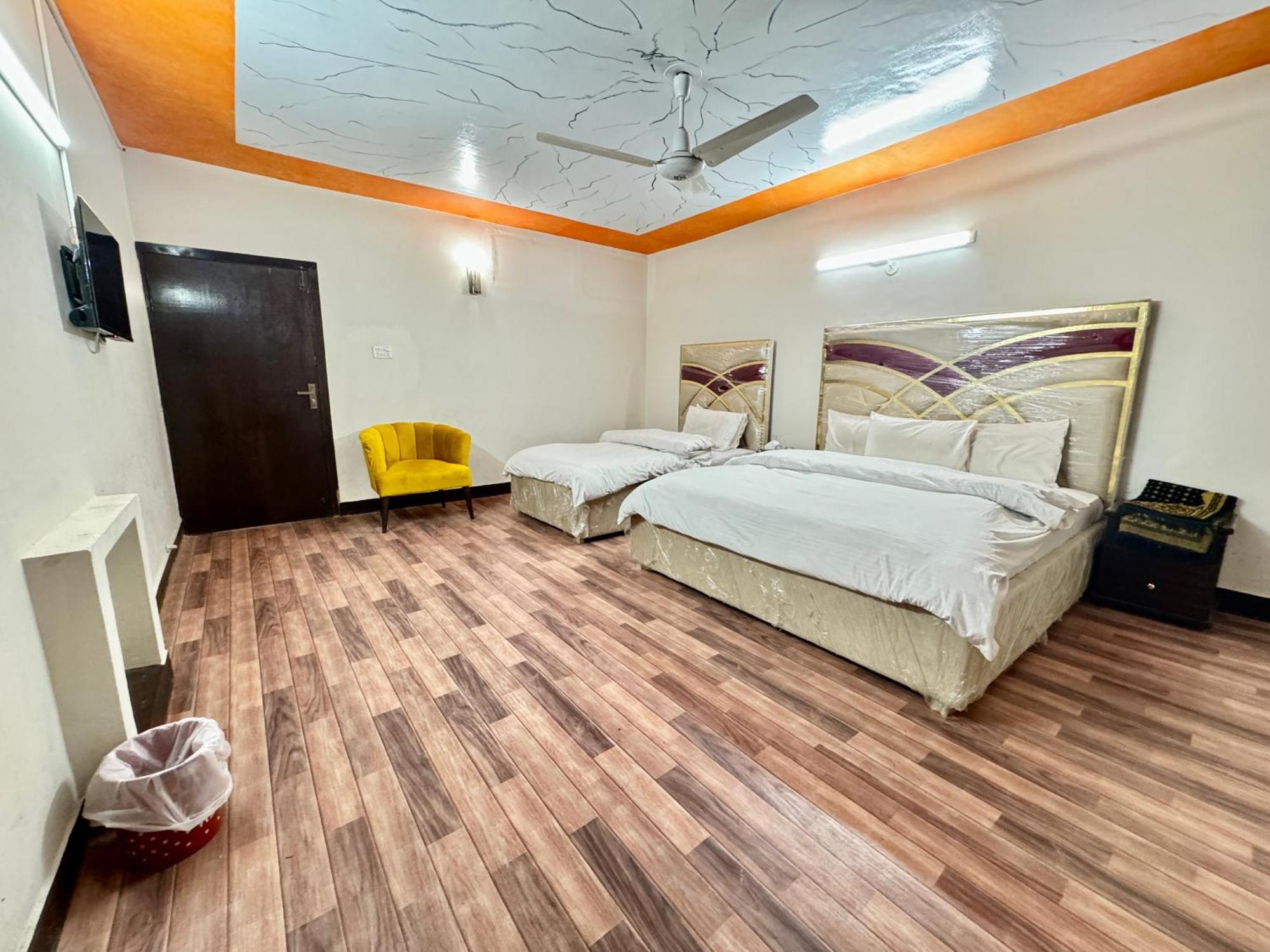 Decent Lodge Guest House İslamabad Dış mekan fotoğraf