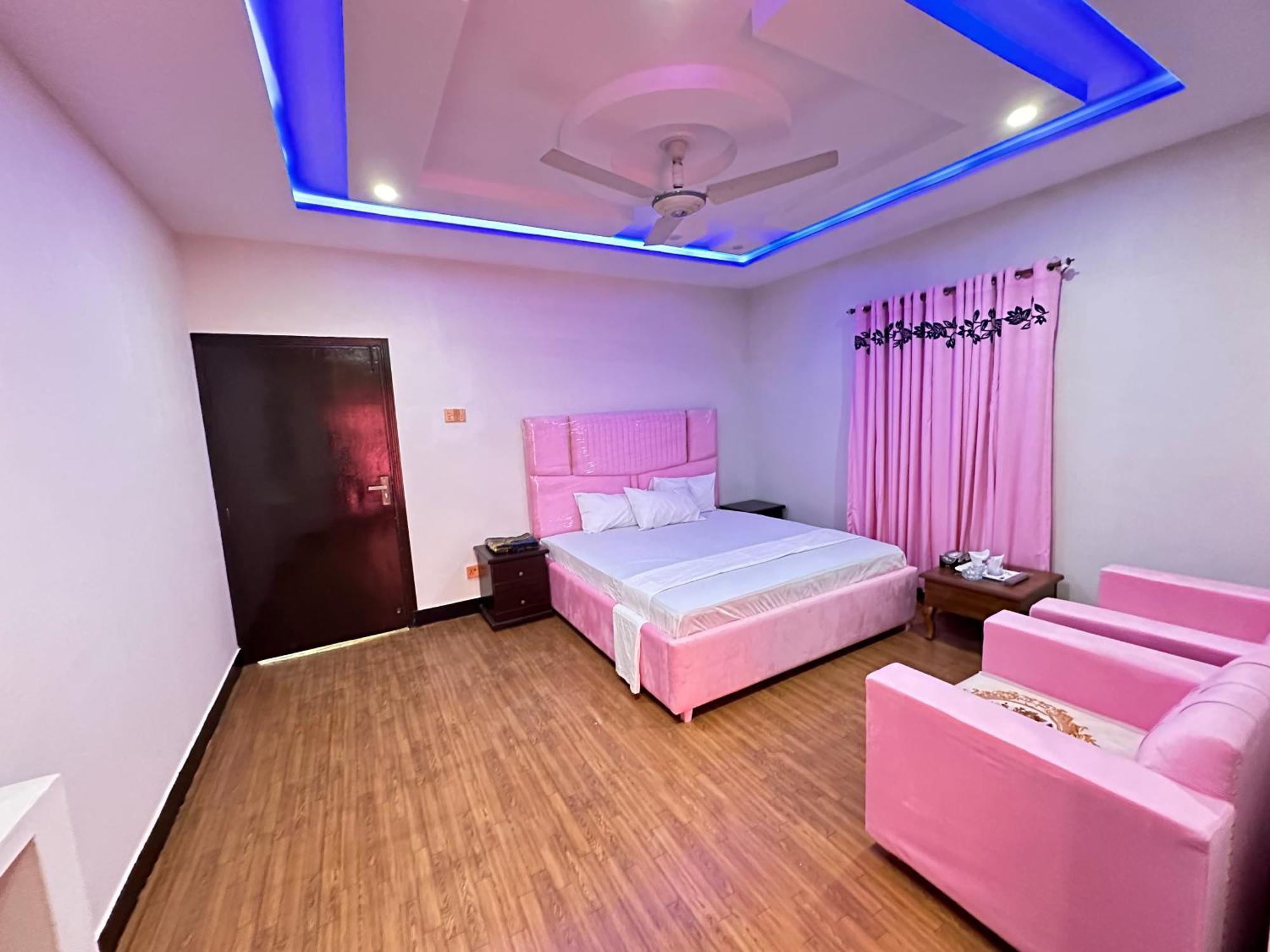 Decent Lodge Guest House İslamabad Dış mekan fotoğraf